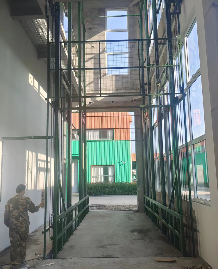 液壓升降貨梯 液壓升降貨梯